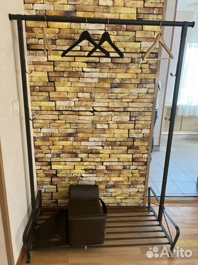 Стойка вешало напольная