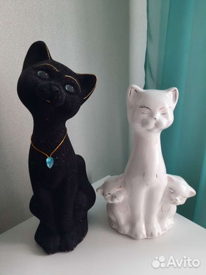 Статуэтки Кошки