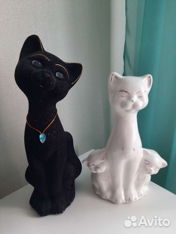 Статуэтки Кошки