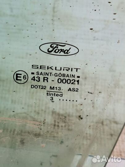 Стекло двери передней левой Ford Mondeo III (2000—