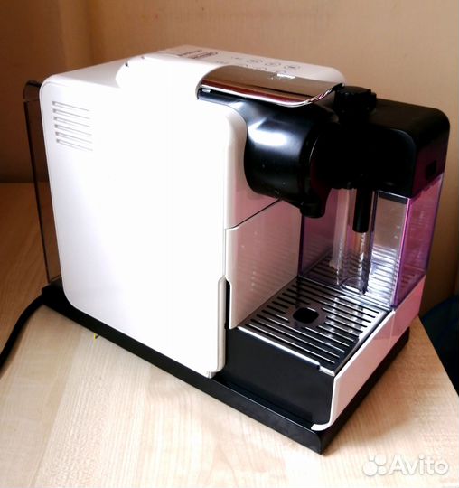 Капсульная кофемашина delonghi nespresso