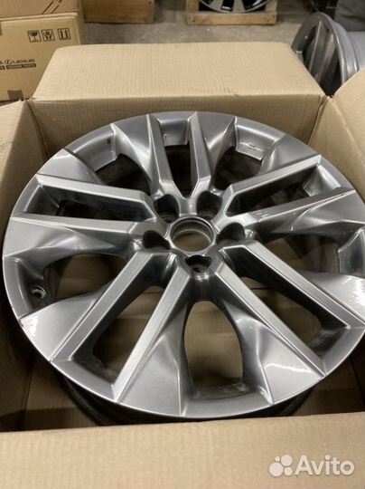 Диск литой R19 Toyota Rav4 XA50