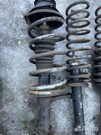 Стойки в сборе ваз 2114