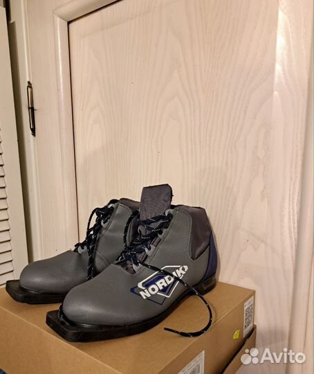 Лыжные ботинки классические