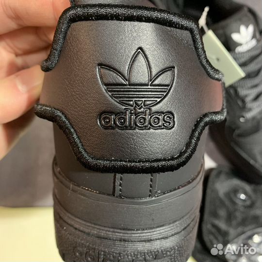 Кроссовки Adidas Bad Bunny Benito