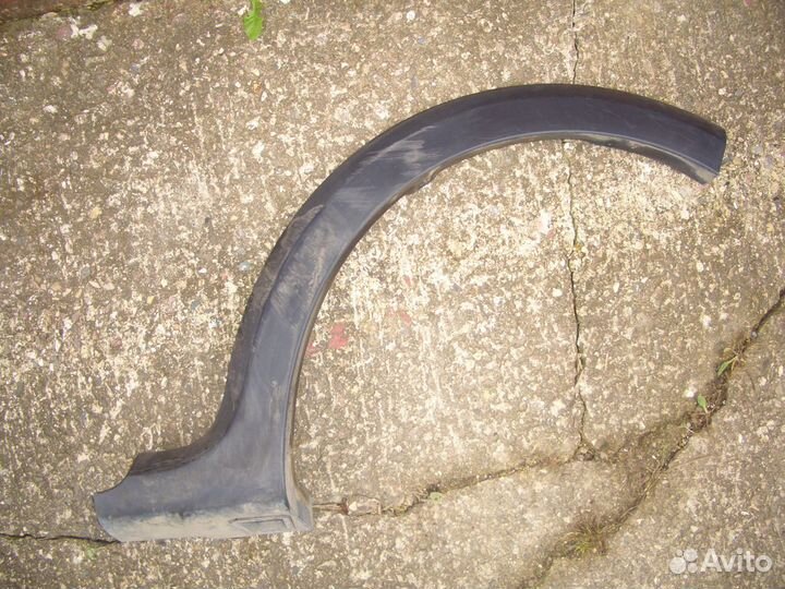Накладка заднего крыла Рено Сандеро Степвей с09-14