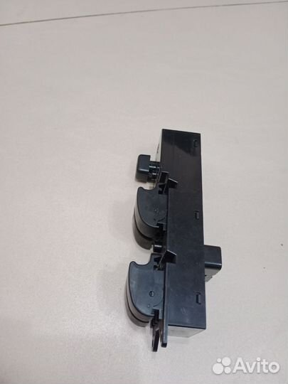 Блок управления стеклоподъемниками Mitsubishi