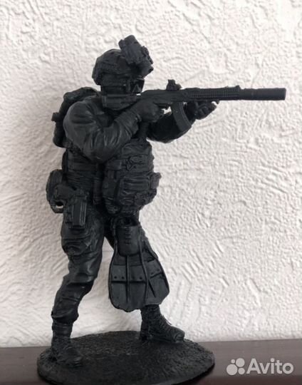 Коллекционные фигурка статуэтка солдат водолаз