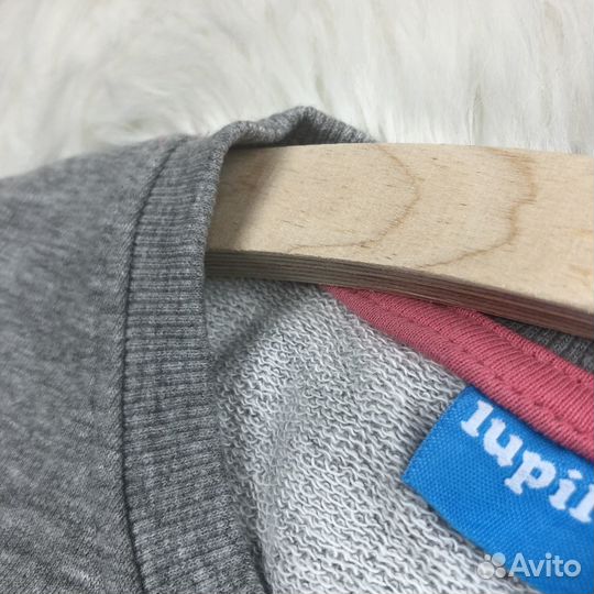 Спортивный костюм для девочки 122/128