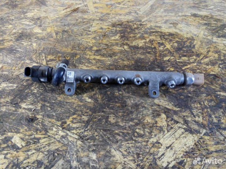 Рампа топлевная Audi A 4