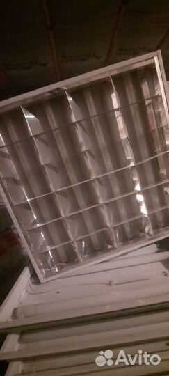 Светильник потолочный встраиваемый