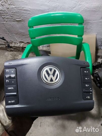 Корпус водительской подушки VW Touareg