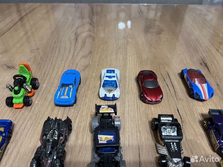 Hot wheels машинки 10шт