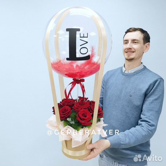 Розы в коробке с шаром Red love