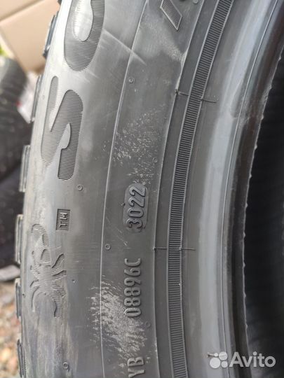 Pirelli Scorpion Ice Zero 2 235/55 R19 105H