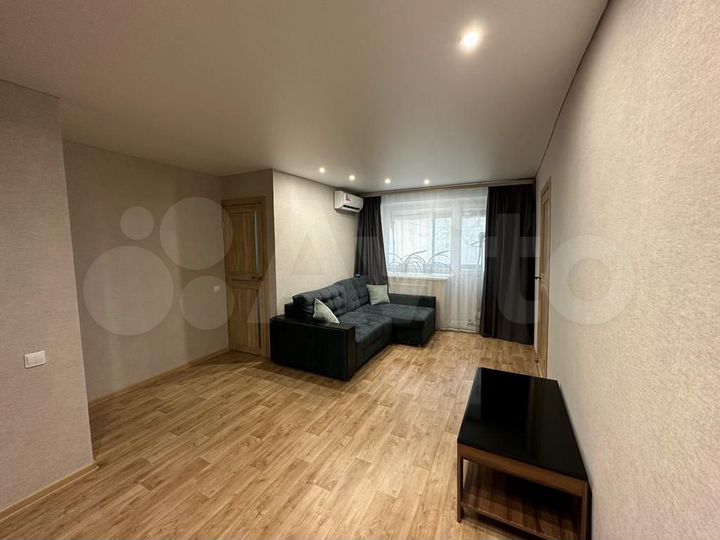 2-к. квартира, 43 м², 5/5 эт.