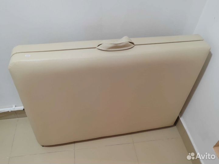 Стол массажный