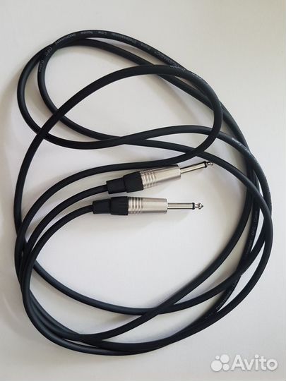 Аналоговый басовый синтезатор Behringer TD-3-BK