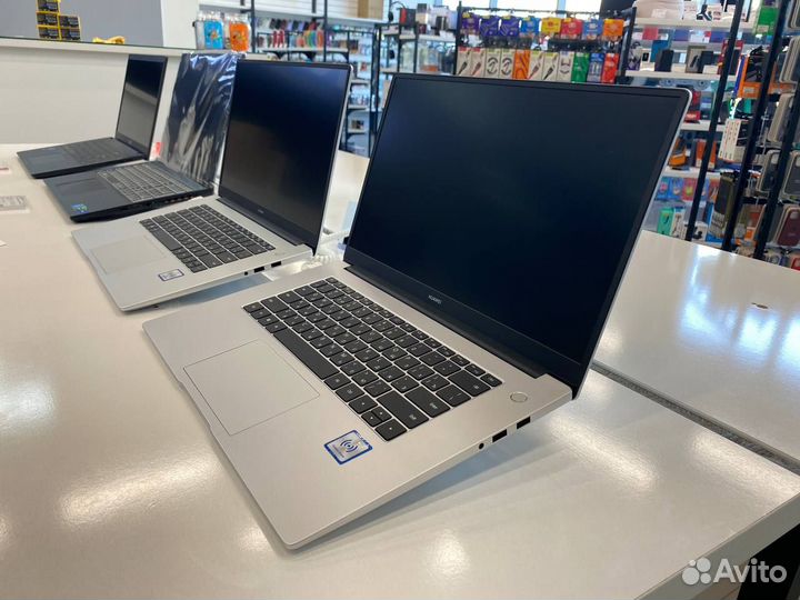 Новый ноутбук Huawei MateBook D 15 8/256Gb