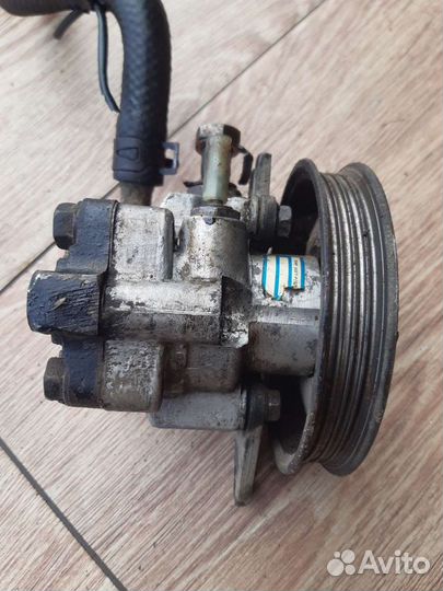 Насос гидроусилителя kio