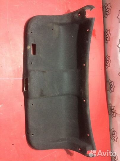 Обшивка крышки багажника Nissan Almera G15 K4M