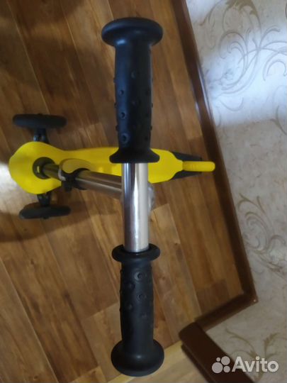 Самокат детский трехколесный