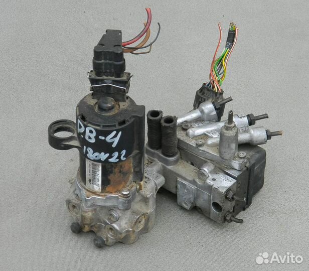 Блок ABS VW Passat B4