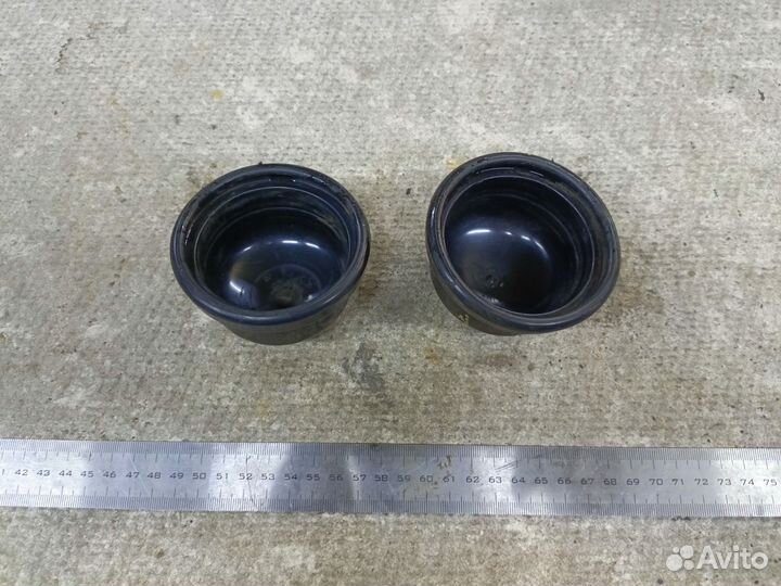 Пыльник гайки заднего амортизатора Volkswagen Polo