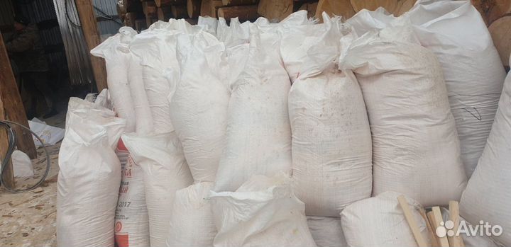 Опилки бесплатно. в мешках