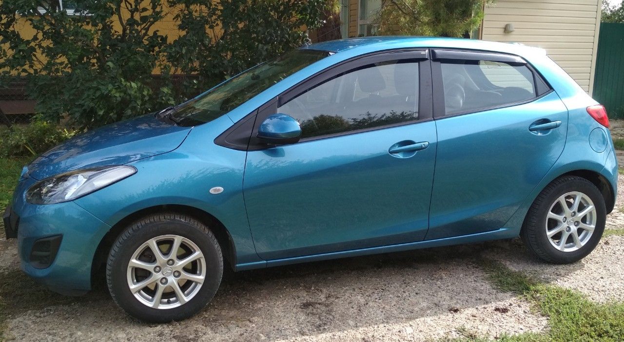 Mazda 2: фото владельца