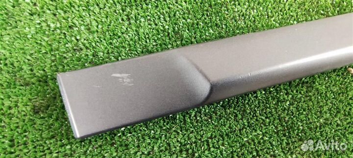 Молдинг двери задней правой Renault Clio 3 2006