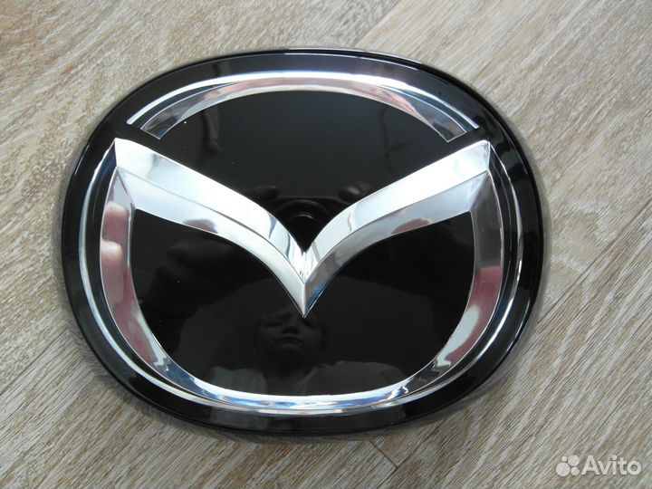 Эмблема решётки радиатора Стекло Mazda 3 BP 19-23