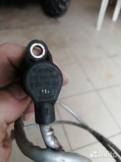 Датчик коленвала audi A8 D3 - 4,2