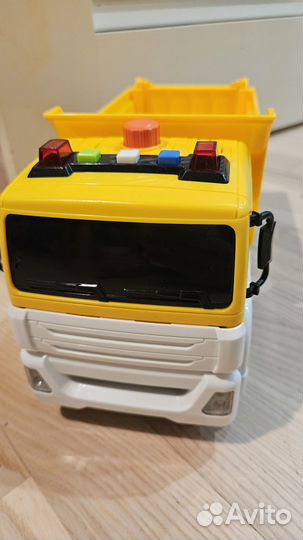 Игрушка машина самосвал