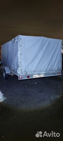 Прицеп вектор лав 81012В с тентом