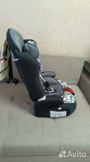 Детское автокресло новое