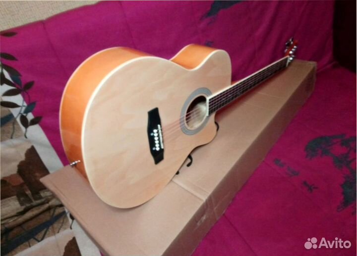 Акустическая гитара Elitaro E4010 N