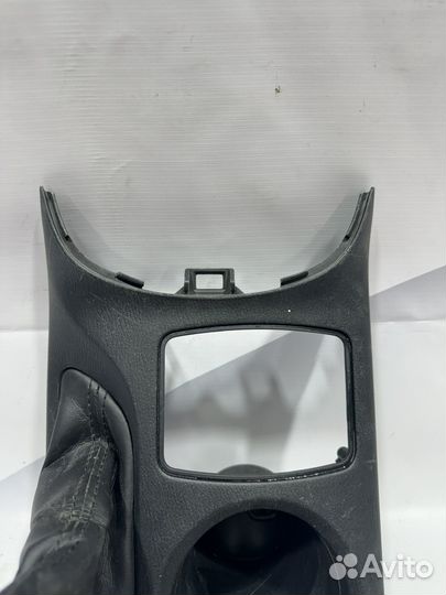 Накладка на ручник Mazda CX 5 2012-2017