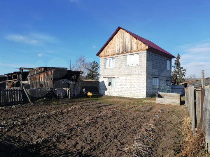 Коттедж 99 м² на участке 16 сот.