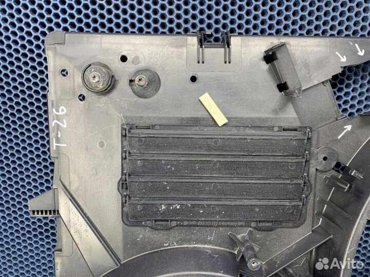 Диффузор радиатора VW Touareg GP 2002-2010