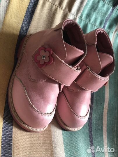 Детские ботинки