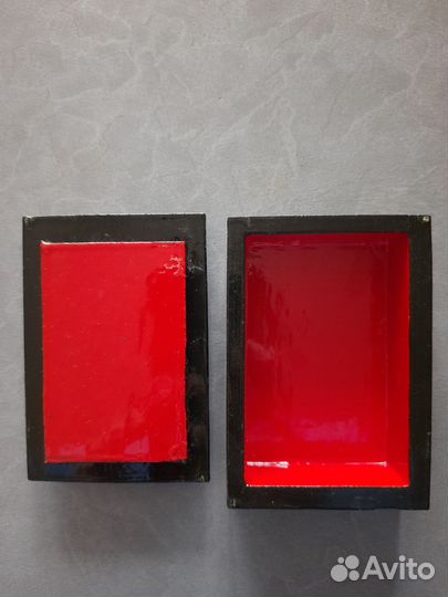 Деревянная шкатулка