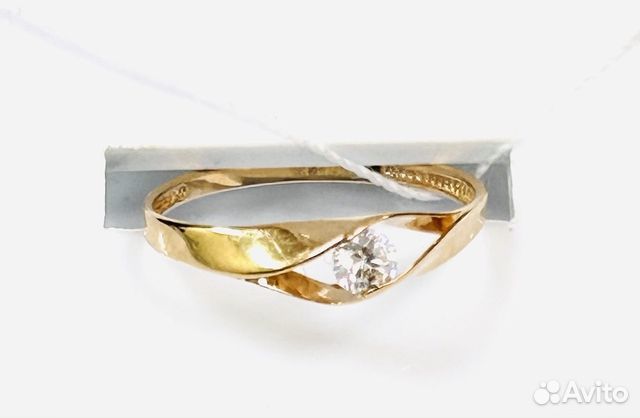Золотое кольцо с фианитом 17,5р