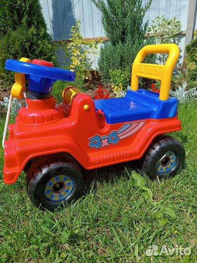 Детская машинка каталка