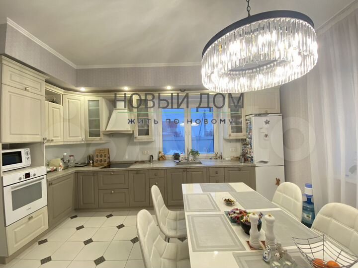 Коттедж 167,7 м² на участке 11 сот.