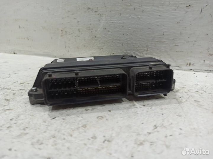 Блок управления двигателем