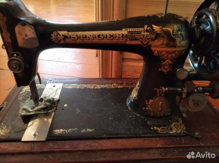 Швейная машина Singer