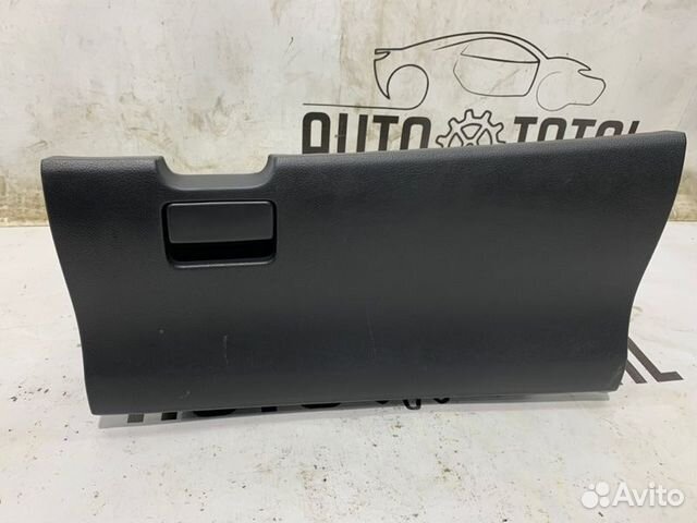 Бардачок Toyota Corolla 150 1ZR 2008