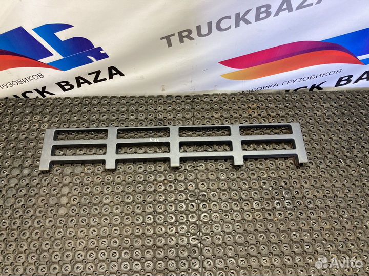 Решетка радиатора Volvo FH