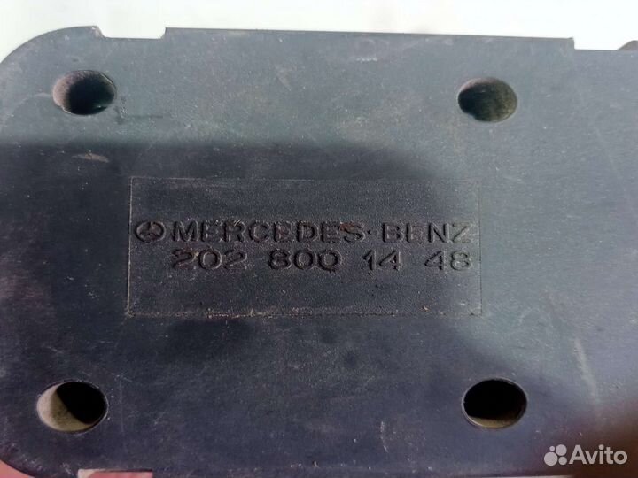 Компрессор центрального замка mercedes w202